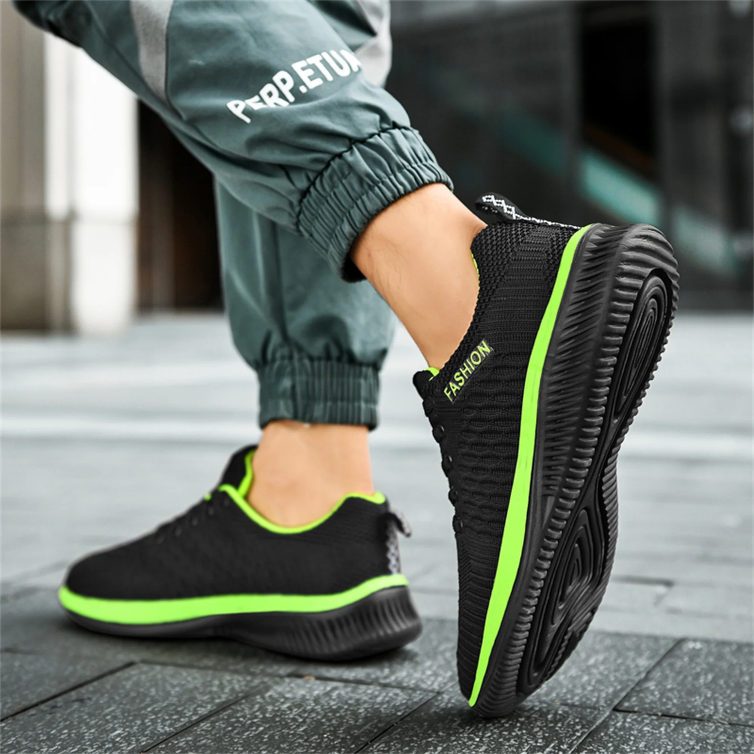 Men's Walking Shoes